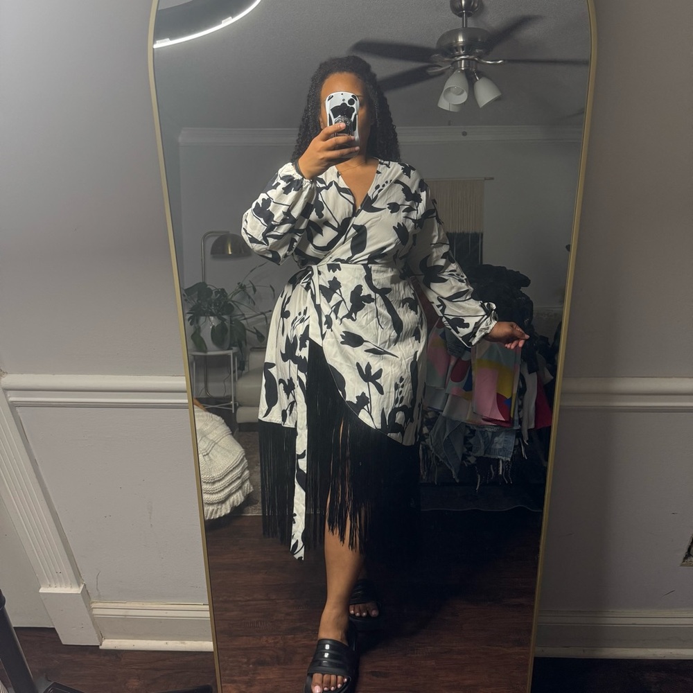 SHEIN Monochrome Patterned Dress with fringe